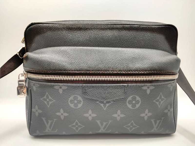 ルイヴィトン買取 アウトメッセンジャー M30233